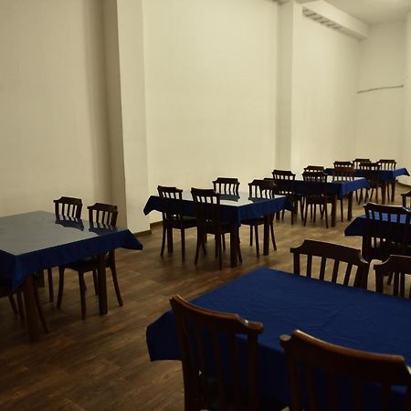 Prime Hotel Batoumi Extérieur photo