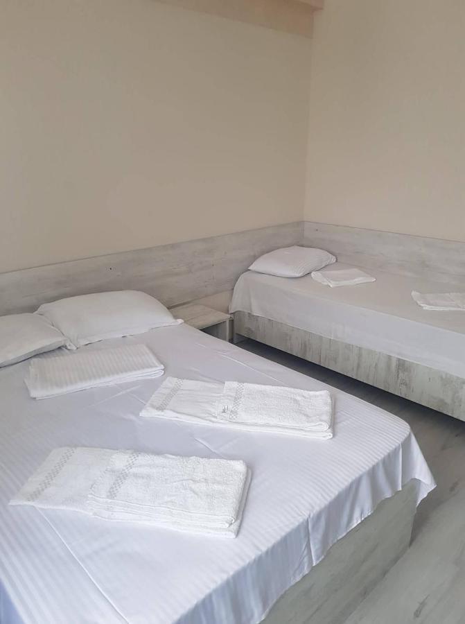 Prime Hotel Batoumi Extérieur photo